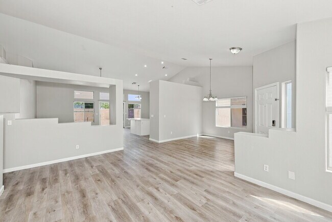 6180 Bruma Ave