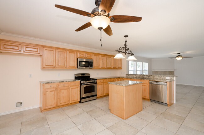 Photo - Updated 4 Bedroom 2 Bath home for Lease in...