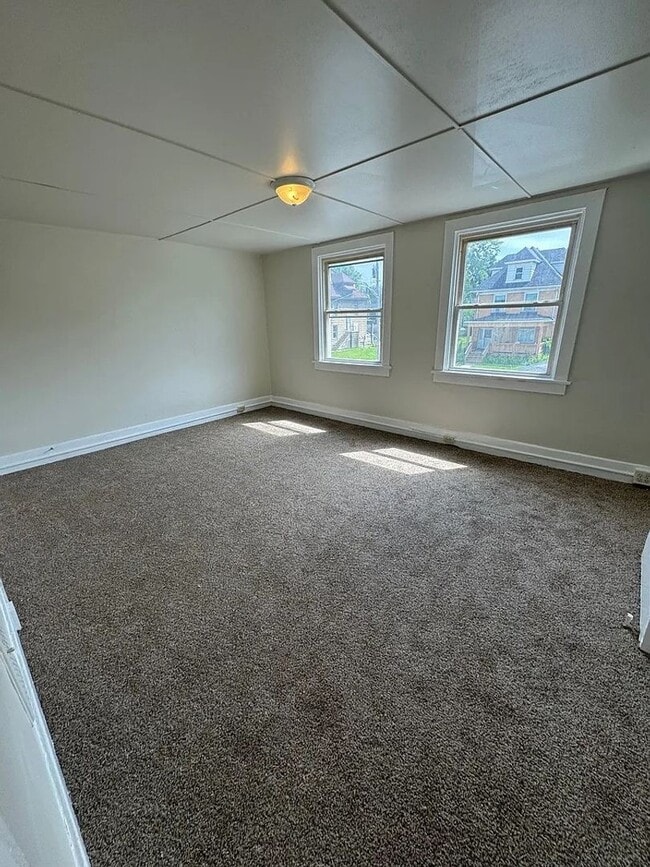 Photo - 331-337 4th Ave Unit 335