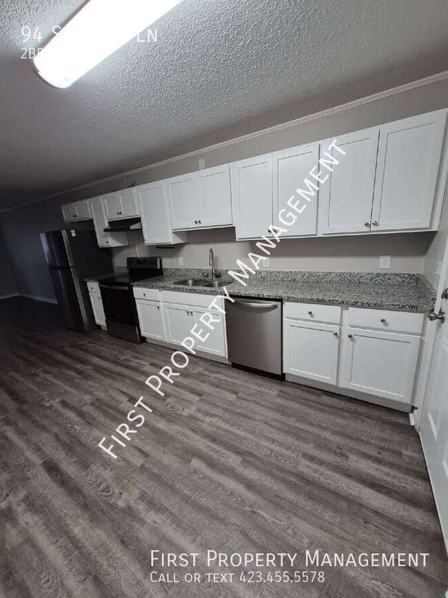 Photo - 94 S Cedar Ln