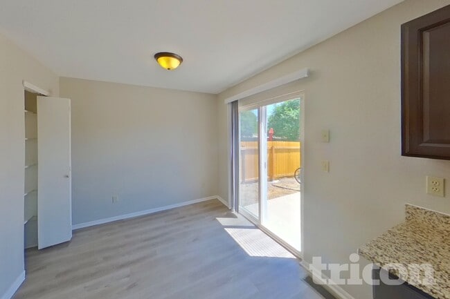 Photo - 6325 Blazing Star Dr