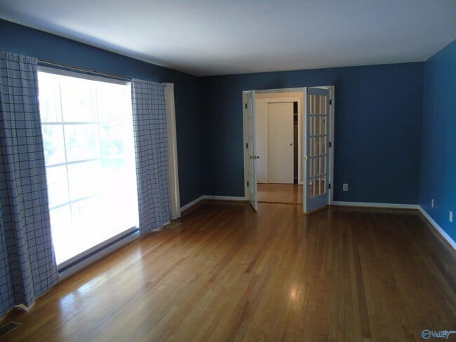 Photo - 2213 Maysville Rd NE