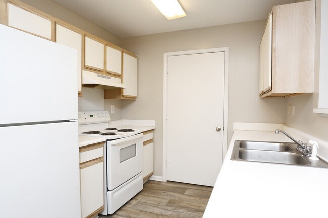 2BR,2BA - Cambridge Park