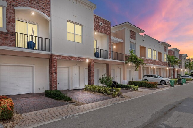 Photo - 10400 SW Stephanie Way Condo Unit 5-209