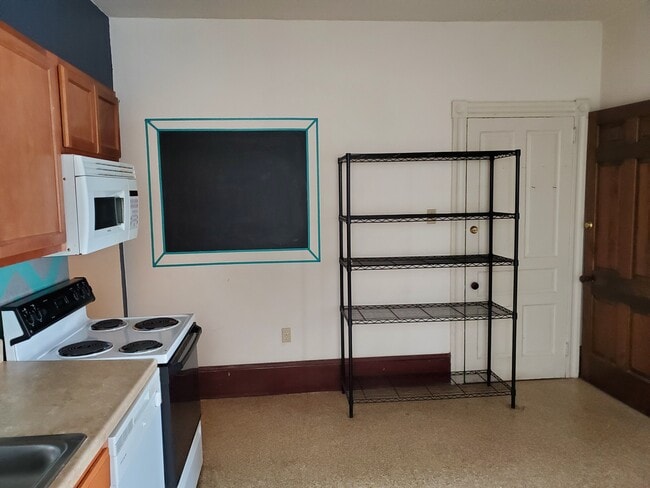 Photo - 215 W Chestnut St Unit 1