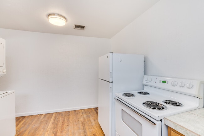 Photo - 1132 E Florita St