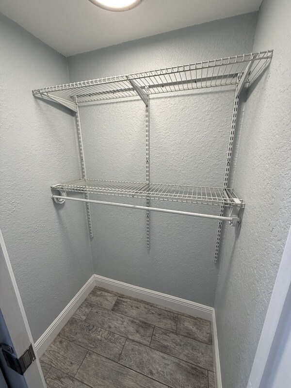 Photo - 4910 W Ingraham St