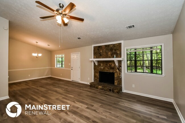 Photo - 263 Independence Dr