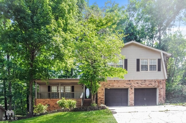Building Photo - 11313 Mountain Crest Dr SE