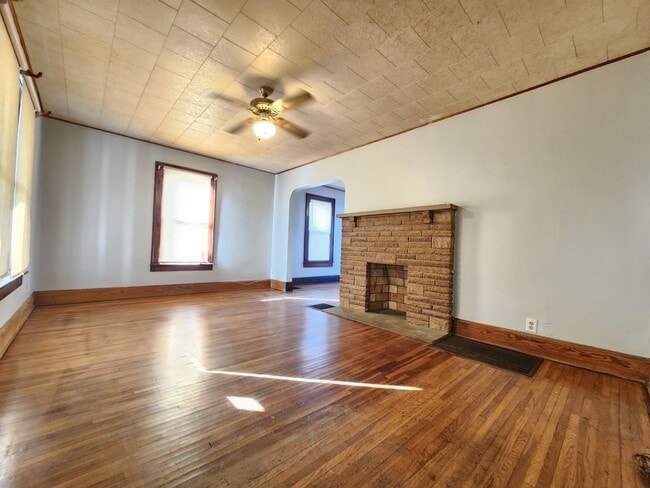 Photo - 183 N Wayne Ave