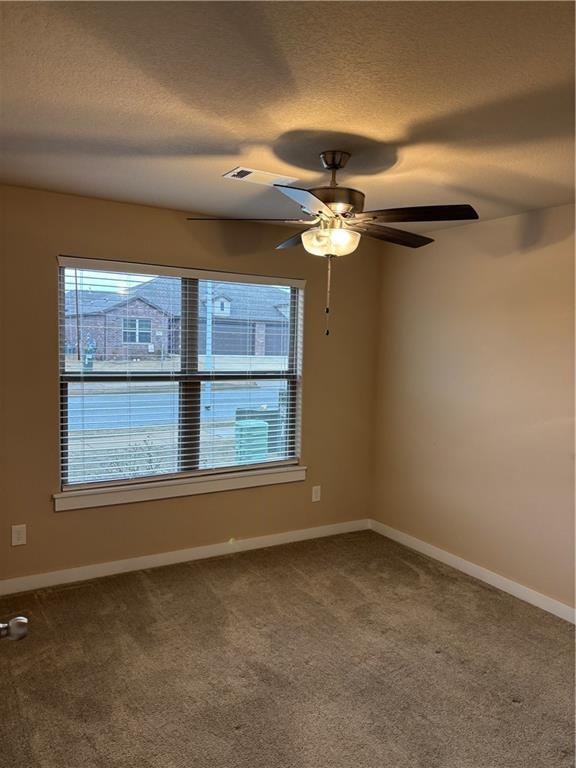 Photo - 450 Rineel Ave