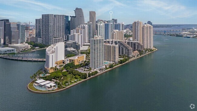 Building Photo - 770 Claughton Island Dr Unit 1101 Rental