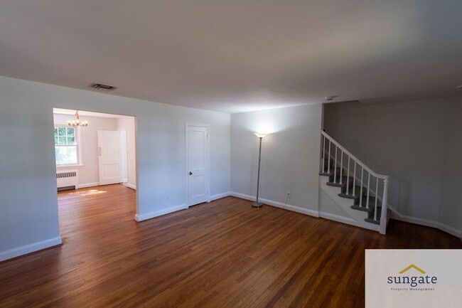 211 Burke Ave