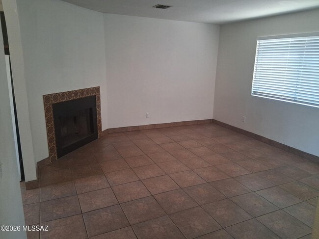 Photo - 1921 N Madelyn Ave