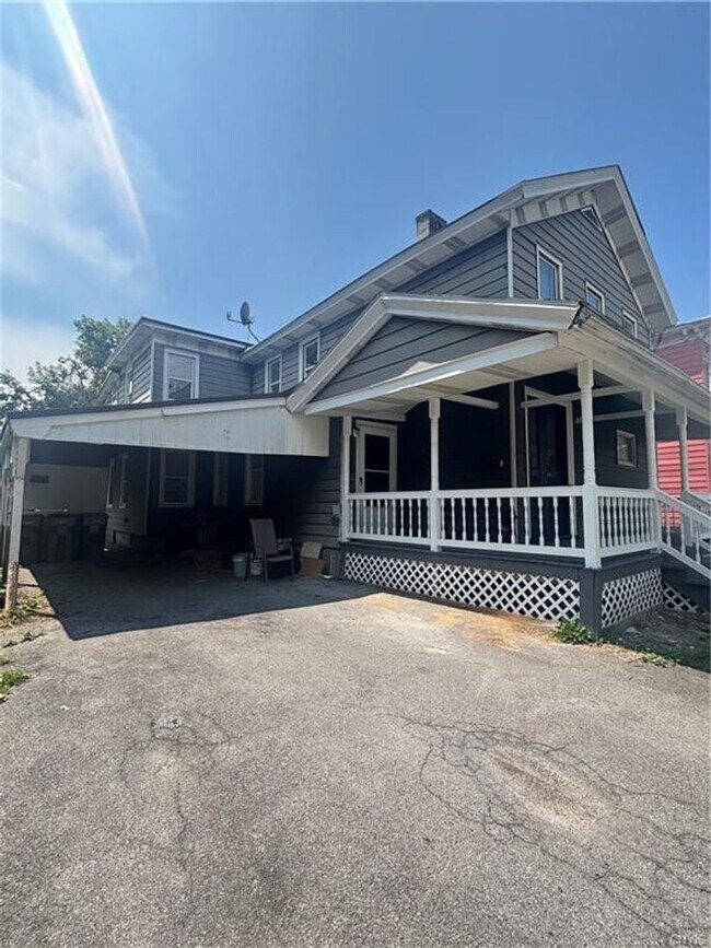 Photo - 221 Turin St Unit 1