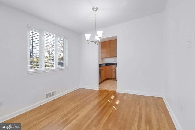 Photo - 10412 Montrose Ave Unit 204