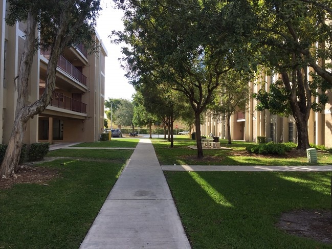 Coral Haven Apartments