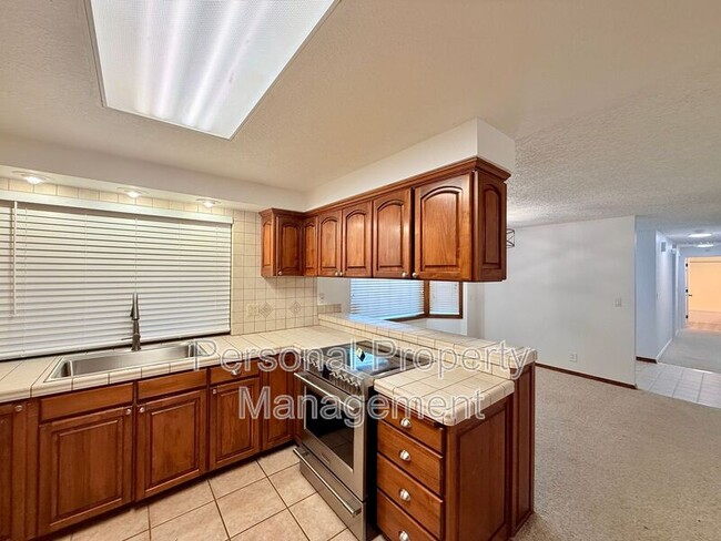 Photo - 3401 NE 124th Ave