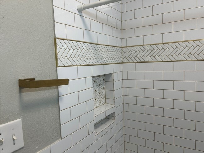 Photo - 5105 Sherman St Unit 4