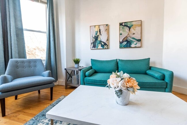 Photo - 457 Wayne St