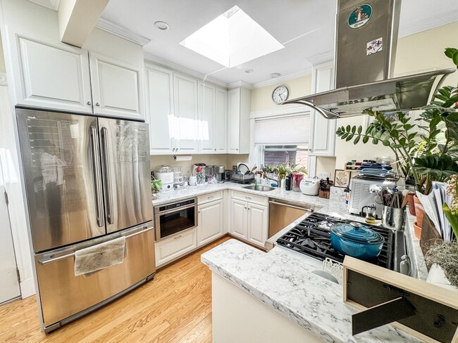 Photo - 149 Hamilton St Condo