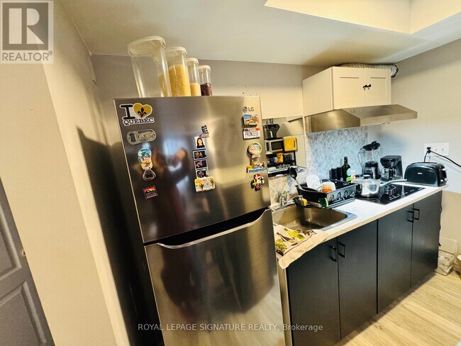 Photo - 87 Leroy Ave