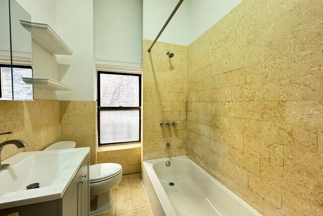 Photo - 2 W 130th St