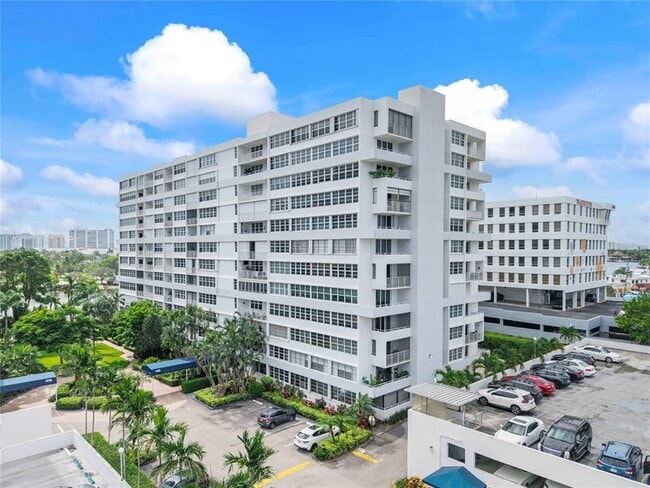 Building Photo - 1160 N Federal Hwy Unit 1020 Rental