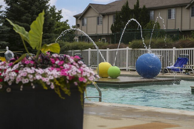 Parkview Ridge Apartments and Townhomes
