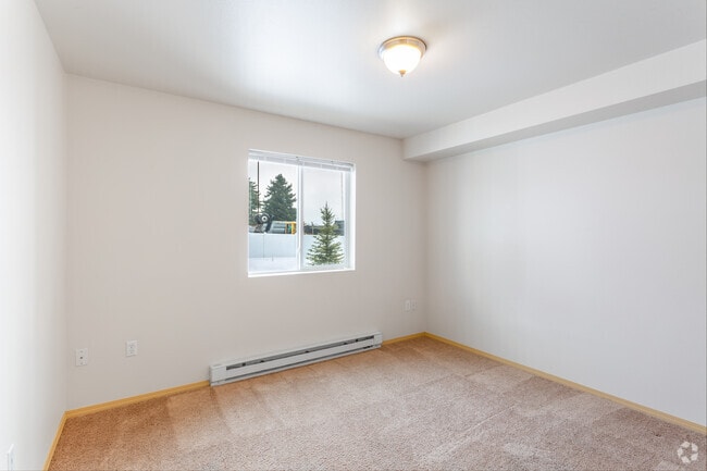 2BR, 2BA - 968 SF