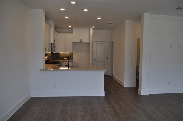 Photo - 2553 Huxley Mews