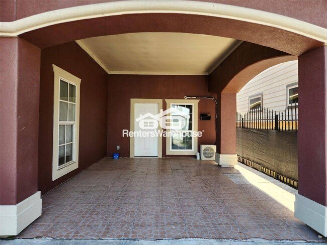 Photo - 5027 Creekmont Dr