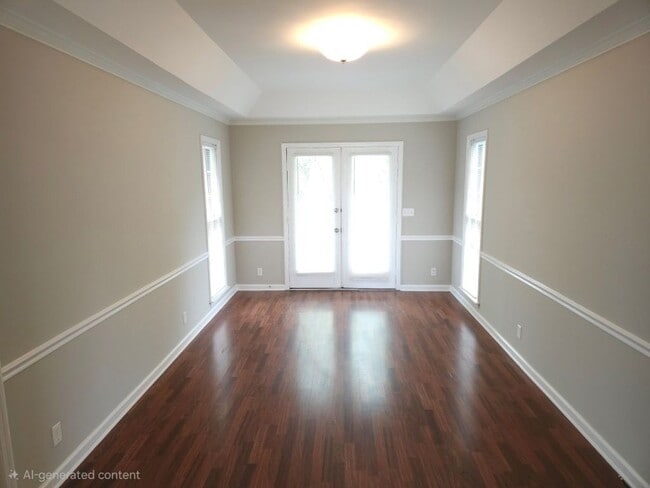 Photo - 511 Winthorne Ct