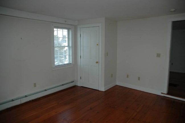 Photo - 148 High St Unit 3