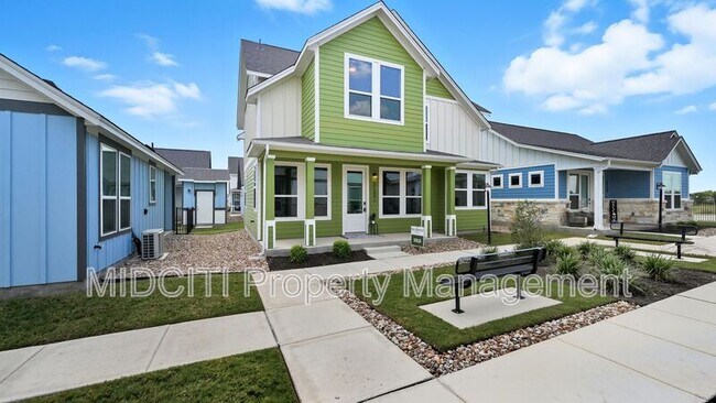 Photo - 2133 Hofstaat