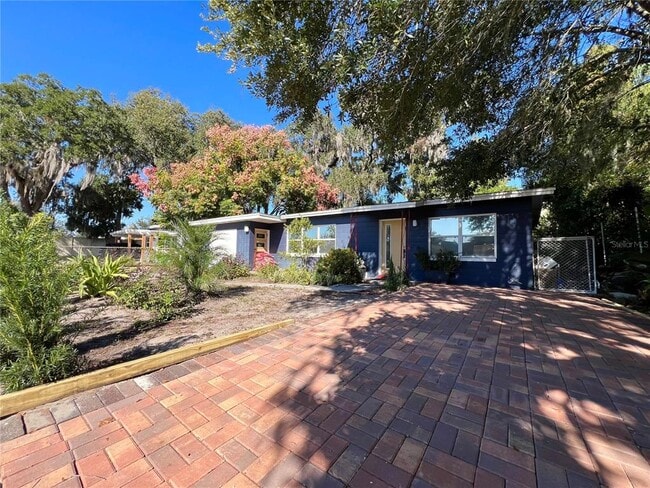 Photo - 1055 Cherokee Ave Casa