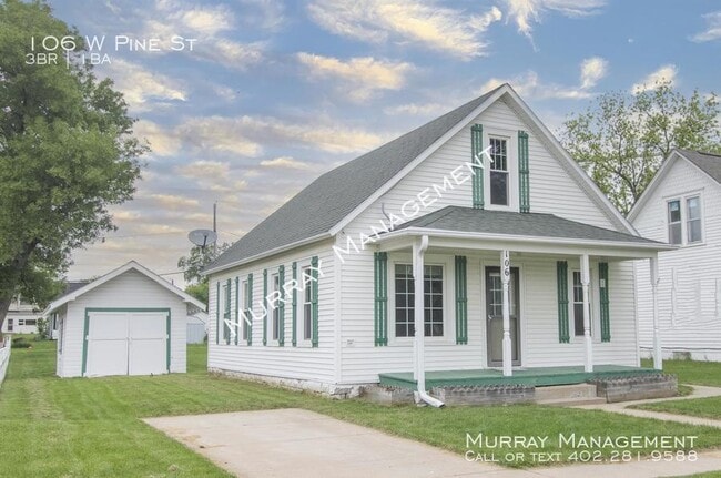 Building Photo - 106 W Pine St