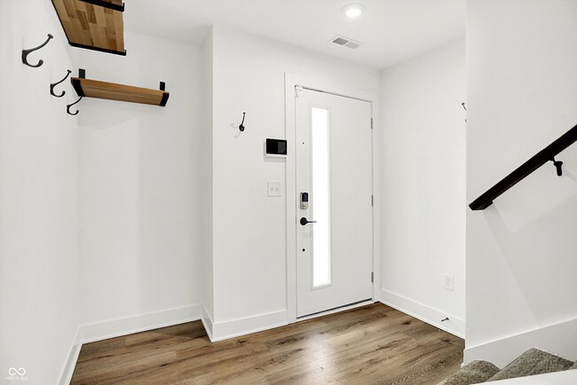 Photo - 1303 Deloss St