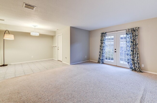 Photo - Charming 3-Bedroom Townhome in Prime Memor...