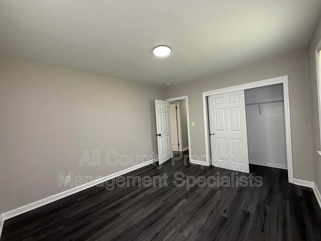 Photo - 1013 Pinelane Rd