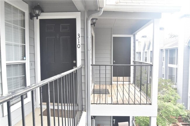 Photo - 310 Granville Ct