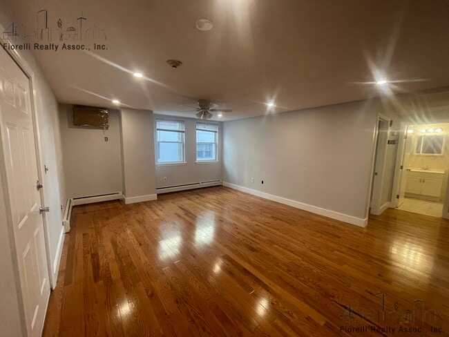 Photo - 29 Clark St Apartamentos Unidad 2