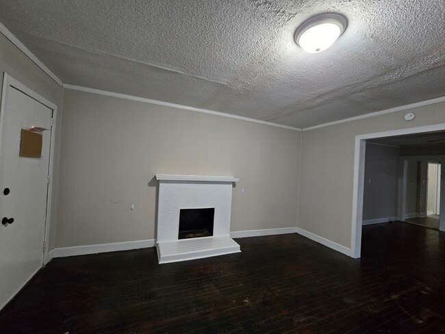 Photo - 1939 Haynie Dr