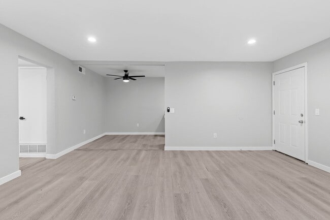 Photo - 8101 Larson Avenue