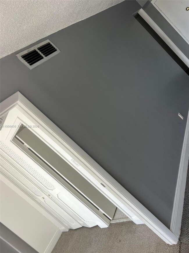 Photo - 3301 N Country Club Dr Unidad 407