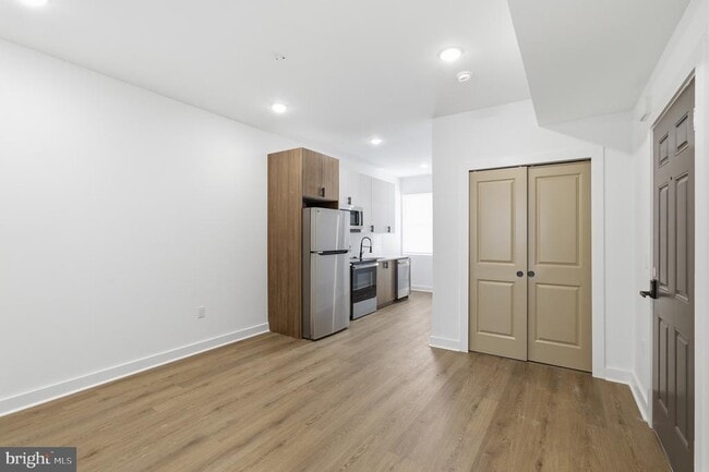 Photo - 2643 N 6th St