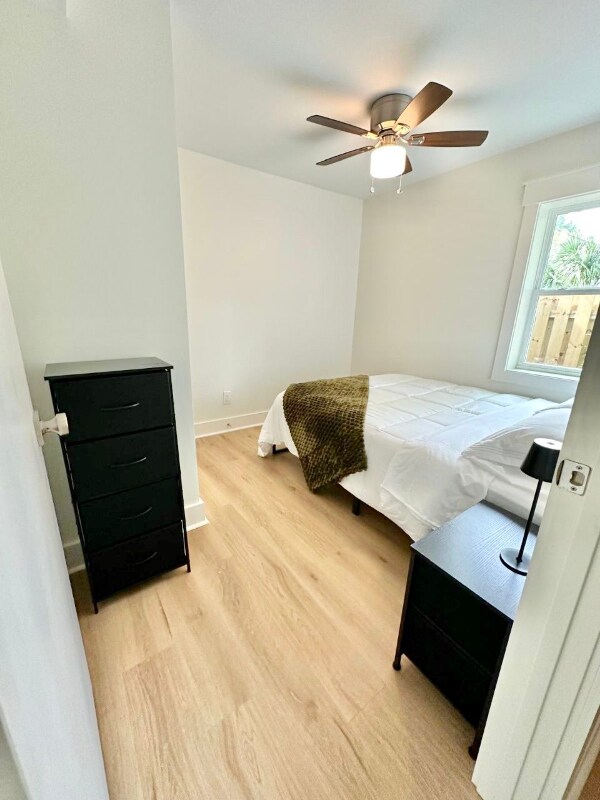 Photo - 1313 Live Oak St