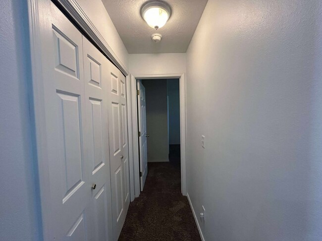 Photo - 682 Beta St Casa Adosada