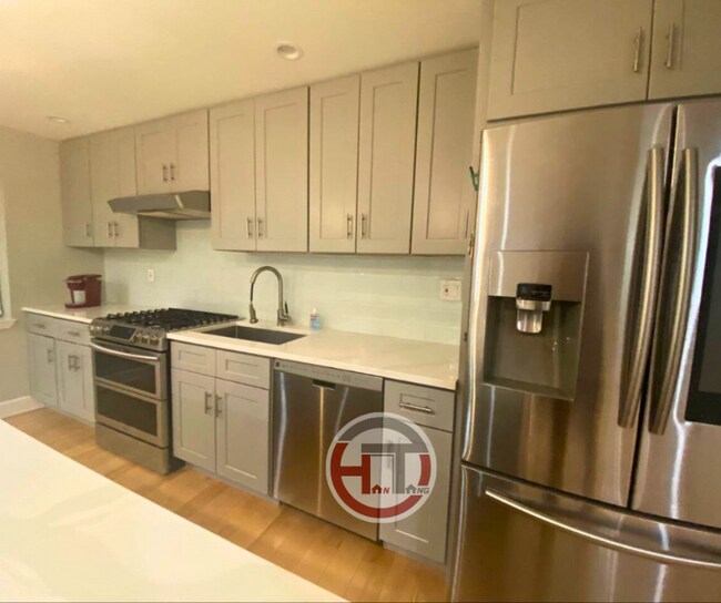 Photo - 1855 Williamsbridge Rd Unit 1