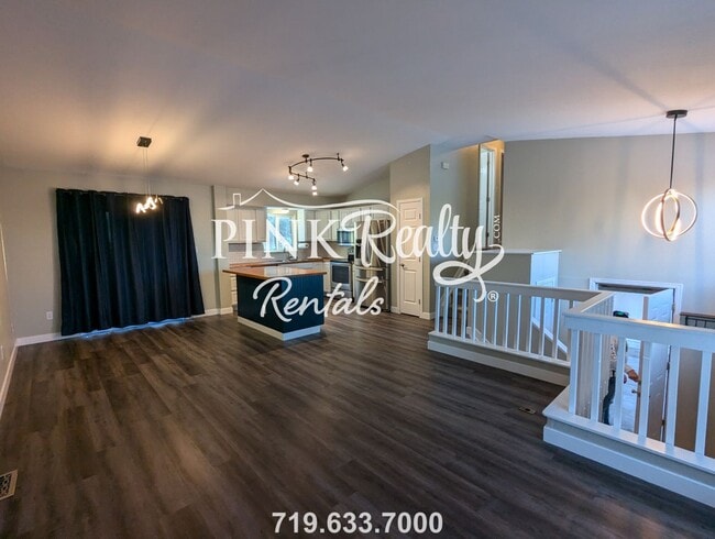 Photo - 6541 Charter Dr